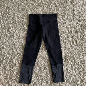 Lululemon cropped leggings